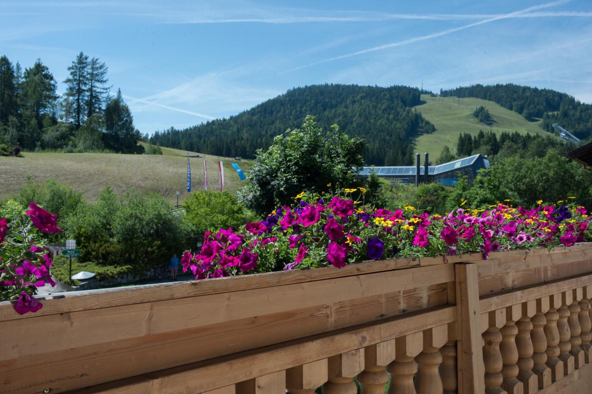 Das Edelweiss Seefeld in Tirol Chambre photo